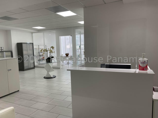 Spectacular Fully Furnished Office